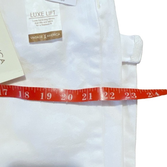 Vintage America NWT16/33  Denim Embroidery Pockets Weekend Crop denim jeans - Picture 7 of 10